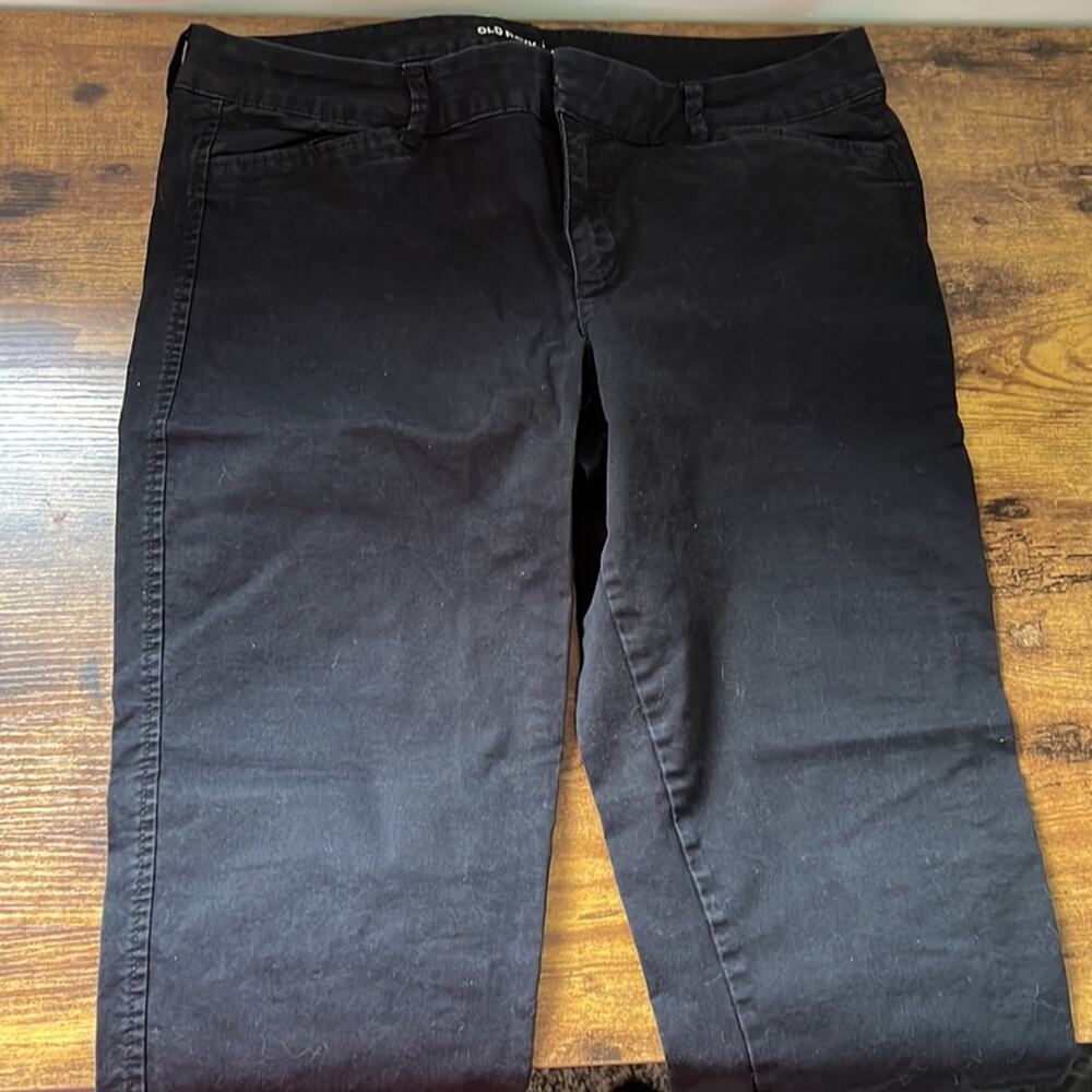 Old Navy Black Cotton Blend Pixie Ankle Pants - Picture 2 of 8